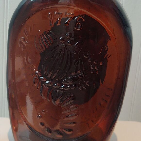 Vintage Bicentennial Log Cabin Syrup Flask - Picture 10 of 10